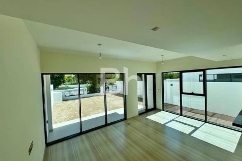 Townhouse in DAMAC Hills (Akoya by DAMAC), Dubai 4 bedrooms, 274 sq.m. № 57198 - photo 12