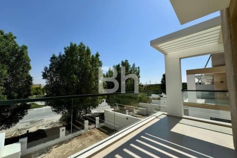 Townhouse in DAMAC Hills (Akoya by DAMAC), Dubai 4 bedrooms, 274 sq.m. № 57198 - photo 13