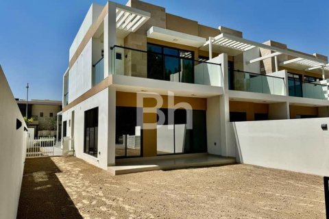 Townhouse in DAMAC Hills (Akoya by DAMAC), Dubai 4 bedrooms, 274 sq.m. № 57198 - photo 14