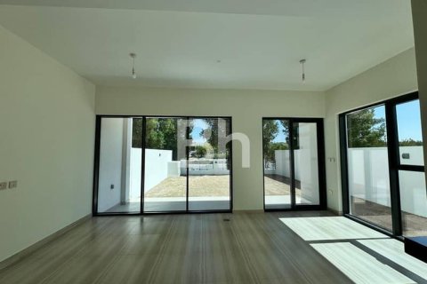 Townhouse in DAMAC Hills (Akoya by DAMAC), Dubai 4 bedrooms, 274 sq.m. № 57198 - photo 9