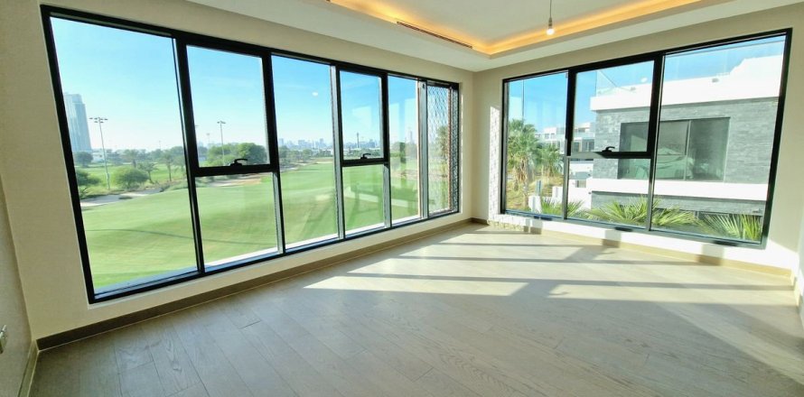 Villa à Dubai, 6 chambres, 282.1 m², № 71578