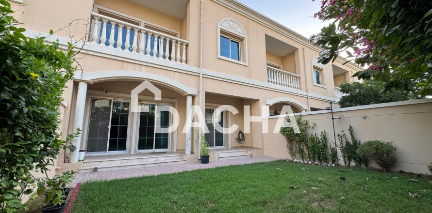 تاون هاوس في Jumeirah Village Triangle, دبي 2 غرف نوم, 279 م² رقم 113649