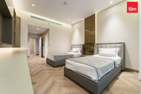 Apartment in Palm Jumeirah, Dubai 3 bedrooms, 455.9 sq.m. № 99965 - photo 5