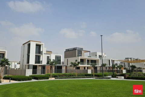 Villa à Dubai, 4 chambres, 448 m², № 99964 - photo 2