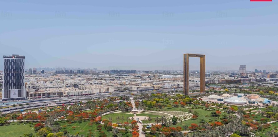 Appartement à Al Kifaf, Dubai, 3 chambres, 200.9 m², № 110062