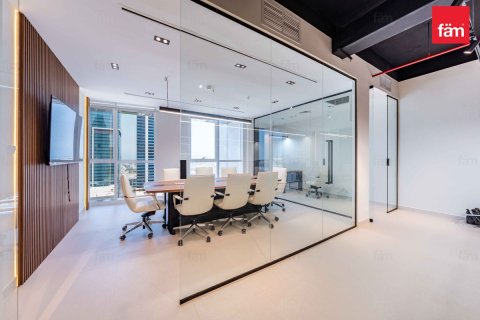 Oficina en Business Bay, Dubai, 190.1 m², № 110059 - foto 14