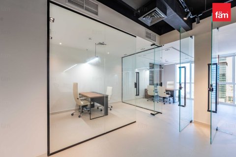 Oficina en Business Bay, Dubai, 190.1 m², № 110059 - foto 15