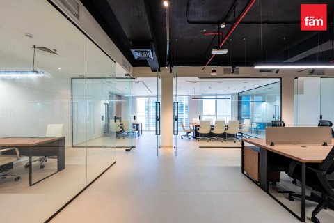 Oficina en Business Bay, Dubai, 190.1 m², № 110059 - foto 17