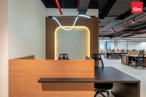 Oficina en Business Bay, Dubai, 190.1 m², № 110059 - foto 23
