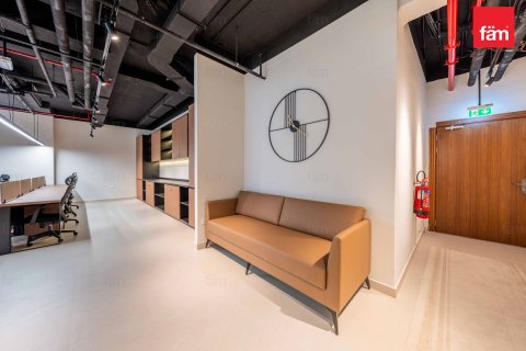 Oficina en Business Bay, Dubai, 190.1 m², № 110059 - foto 26