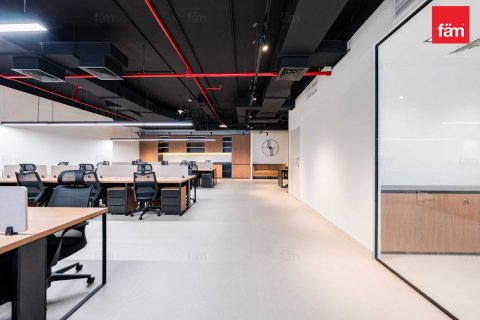 Oficina en Business Bay, Dubai, 190.1 m², № 110059 - foto 16