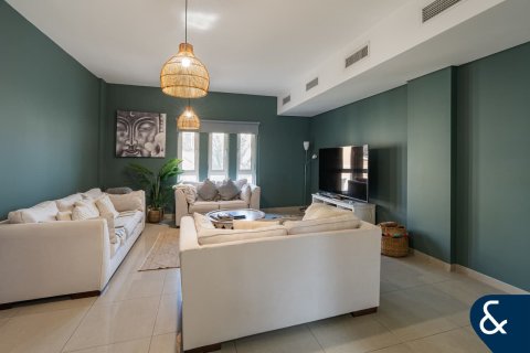 فيلا في فيلات, دبي 5 غرف نوم , 530 م² رقم 75652 - صورة 15