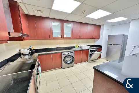 Appartement à Bahar, Jumeirah Beach Residence, Dubai, 2 chambres, 142 m², № 75654 - photo 11