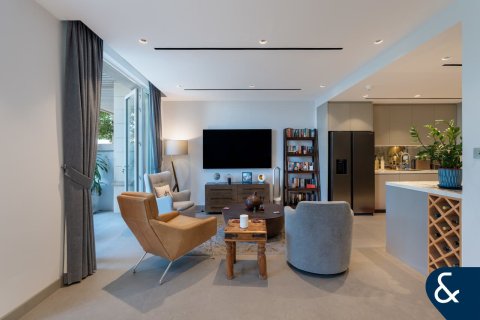 Apartment in Dubai Marina, Dubai 3 bedrooms, 520 sq.m. № 75655 - photo 16