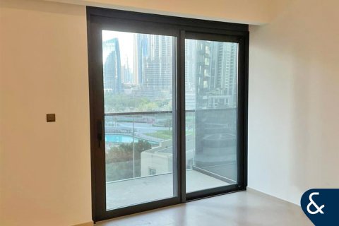 Apartment in Downtown Dubai (Downtown Burj Dubai), Dubai 2 bedrooms, 106 sq.m. № 75650 - photo 2