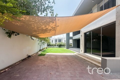 Villa in Dubai Hills Estate, Dubai 5 bedrooms, 397.9 sq.m. № 119675 - photo 22