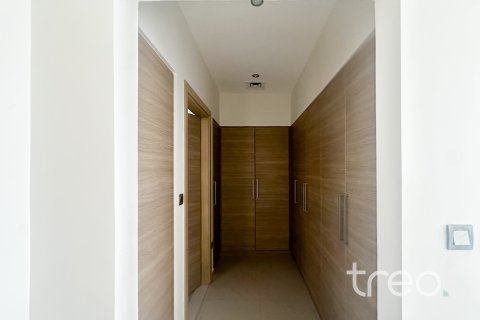Villa in Dubai Hills Estate, Dubai 5 bedrooms, 397.9 sq.m. № 119675 - photo 18