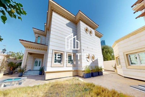 فيلا في دبي 6 غرف نوم  رقم 37179 - صورة 1