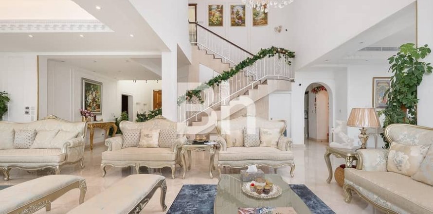 Villa in Jumeirah Islands, Dubai 4 bedrooms, 819 sq.m. № 57310