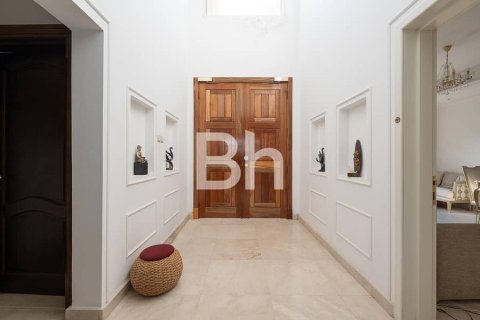 Villa in Jumeirah Islands, Dubai 4 bedrooms, 819 sq.m. № 57310 - photo 5