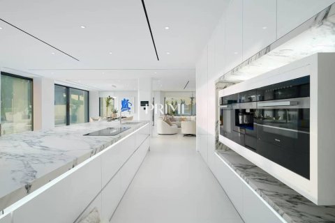 Villa in Jumeirah Golf Estates, Dubai 5 bedrooms, 814 sq.m. № 57309 - photo 23