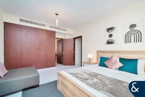 Снять в аренду квартиру в Rimal, Джумейра Бич Резиденс, Дубай: 2 спальни, 120м², № 91418 - фото 7