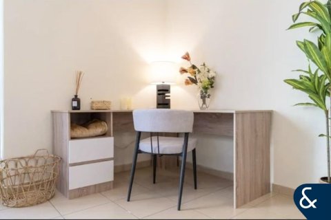 Снять в аренду квартиру в Rimal, Джумейра Бич Резиденс, Дубай: 2 спальни, 120м², № 91419 - фото 9