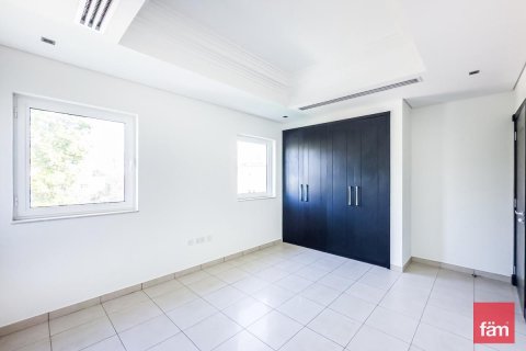 Villa in Al Furjan, Dubai 4 bedrooms, 600 sq.m. № 52456 - photo 19