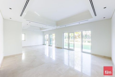 Villa in Al Furjan, Dubai 4 bedrooms, 600 sq.m. № 52456 - photo 2