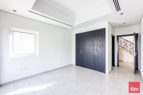 Villa in Al Furjan, Dubai 4 bedrooms, 600 sq.m. № 52456 - photo 8