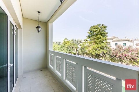 Villa in Al Furjan, Dubai 4 bedrooms, 600 sq.m. № 52456 - photo 28