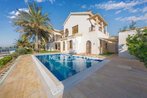 Villa en Signature Villas, Palm Jumeirah, Dubai, 6 dormitorios, 685 m², № 15012 - foto 1