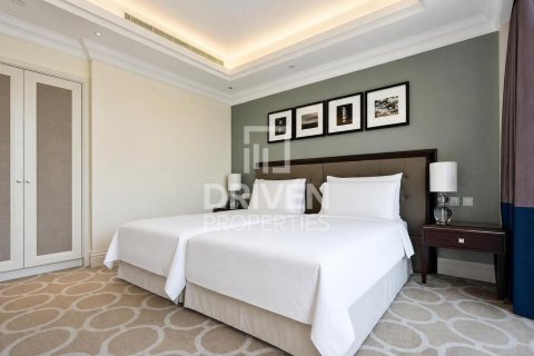 Apartment in Downtown Dubai (Downtown Burj Dubai), Dubai 4 bedrooms, 269.51 sq.m. № 138239 - photo 13