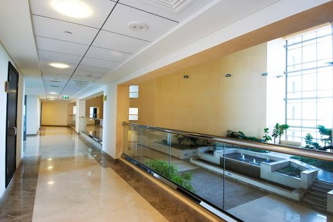 Apartment in DIFC, Dubai 2 bedrooms, 158 sq.m. № 56564 - photo 26