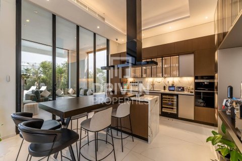 Villa en Jumeirah Park, Dubai, 6 dormitorios, 792 m², № 65338 - foto 12