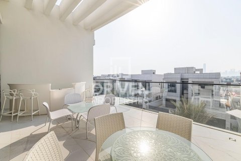 Villa en Jumeirah Park, Dubai, 6 dormitorios, 792 m², № 65338 - foto 28