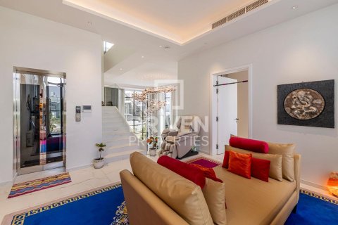 Villa en Jumeirah Park, Dubai, 6 dormitorios, 792 m², № 65338 - foto 22