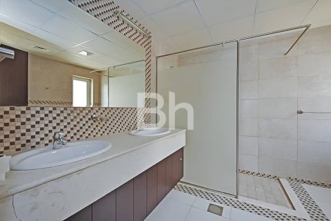 فيلا في فيلات, دبي 5 غرف نوم , 409 م² رقم 24925 - صورة 21