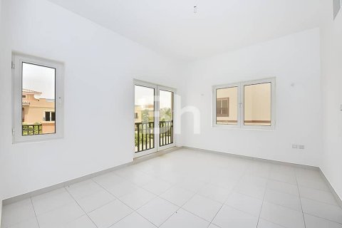 فيلا في فيلات, دبي 5 غرف نوم , 409 م² رقم 24925 - صورة 18
