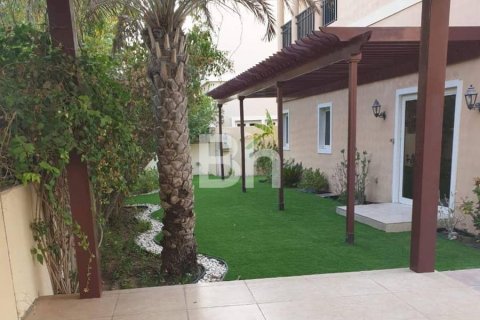 فيلا في فيلات, دبي 5 غرف نوم , 409 م² رقم 24925 - صورة 3