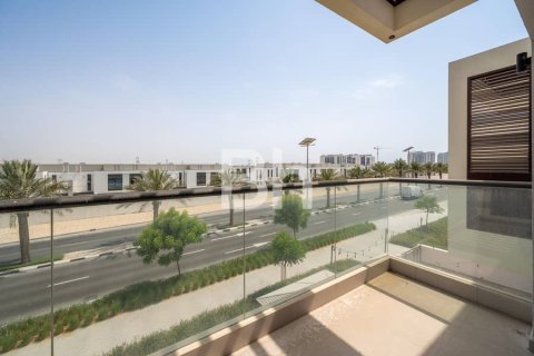 Townhouse in Al Furjan, Dubai 4 bedrooms, 242 sq.m. № 24922 - photo 2
