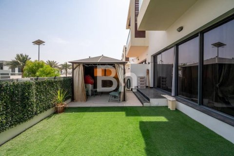 Townhouse in Al Furjan, Dubai 4 bedrooms, 242 sq.m. № 24922 - photo 4