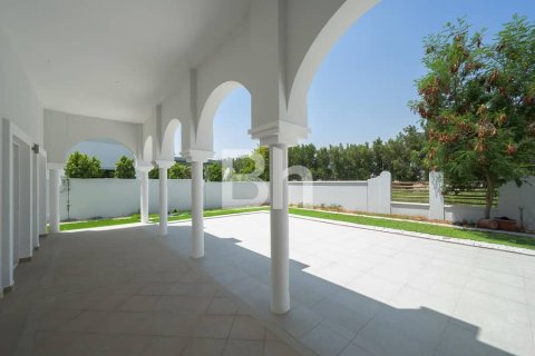 Villa en The Villa, Dubai, 4 dormitorios, 425 m², № 24926 - foto 4