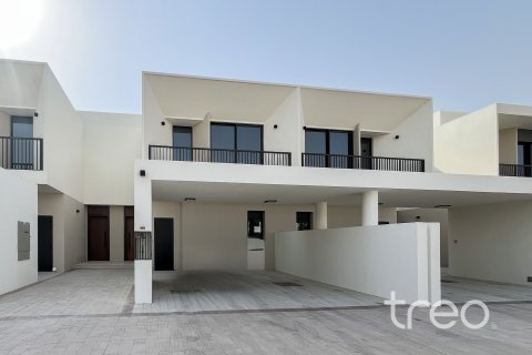 Таунхаус в Town Square, Дубай, 3 спальни, 172.24м², № 120045
