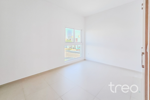 Снять в аренду таунхаус в Дубае: 3 спальни, 208.94м², № 120046 - фото 8