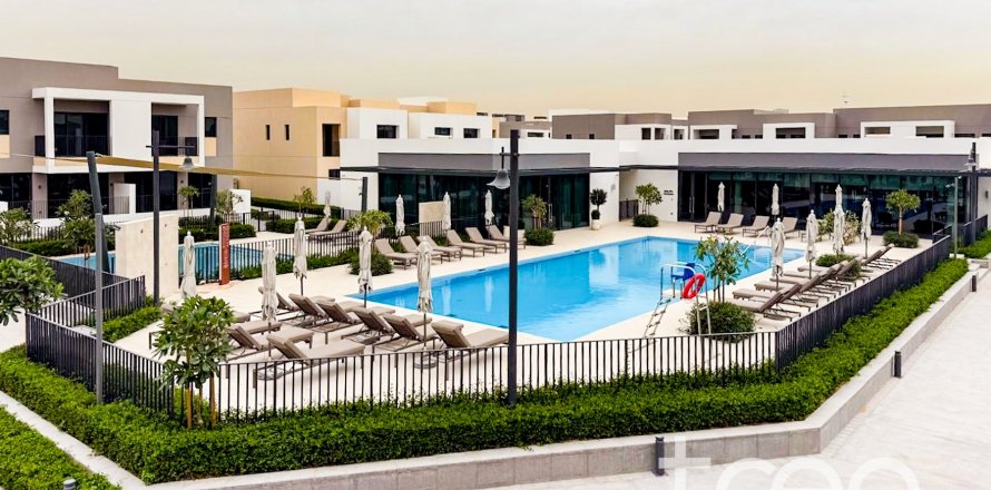 Maison de ville à Arabian Ranches 3, Dubai, 3 chambres, 125.33 m², № 120049