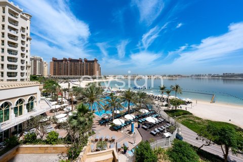 Купить квартиру в Shoreline Apartments, Пальма Джумейра, Дубай: 2 спальни, 186м², № 37849 - фото 1
