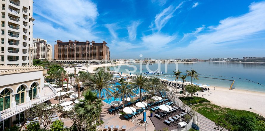 Квартира в Shoreline Apartments, Пальма Джумейра, Дубай, 2 спальни, 186м², № 37849