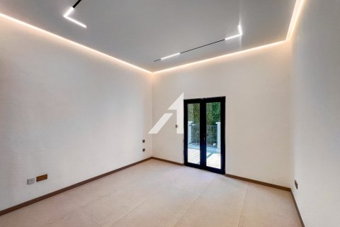 Villa in The Villa, Dubai 5 bedrooms, 570 sq.m. № 94535 - photo 16