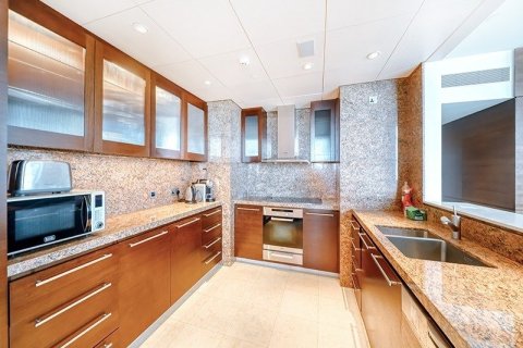 Apartment in Downtown Dubai (Downtown Burj Dubai), Dubai 2 bedrooms, 189.1 sq.m. № 47315 - photo 6